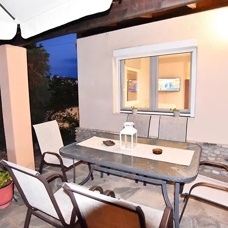 Adam'S Villa Palaiontsiflikion Exterior photo