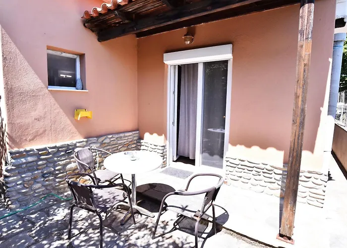 Adam\'S Villa